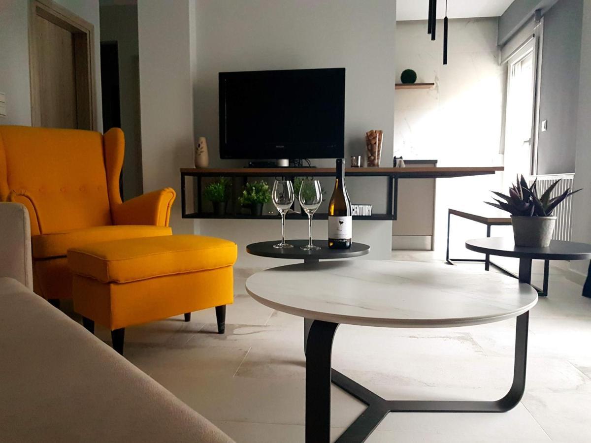 סלוניקי Cozy Modern Apartment Inside The City Center מראה חיצוני תמונה